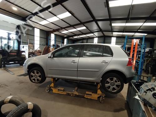 Left headlight VW GOLF V (1K1) 1.9 TDI | BP26421979C28  - Image 7