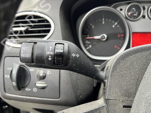 switch-ford-focus-ii-da_-hcp-dp-2004-2005-2006-2007-2008-2009-2010-2011-2012-2013-36443248 main image