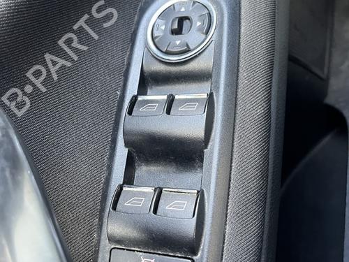 Used Left front window switch Left front window switch FORD MONDEO IV Turnier (BA7) 2.0 TDCi (136 hp) 33172063 33172063