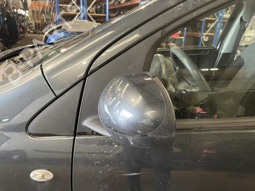 Used Left mirror TOYOTA AYGO (_B1_) 1.0 (KGB10_, KGB10R) (68 hp) 31613214