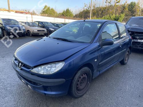 Used Mass air flow sensor PEUGEOT 206 Hatchback (2A/C) 1.4 HDi eco 70 (68 hp) 32451990