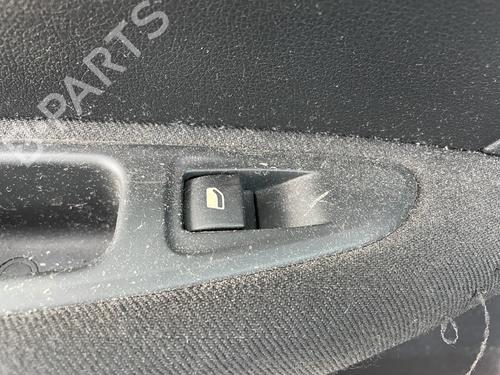 Used Left rear window switch Left rear window switch PEUGEOT 308 I (4A_, 4C_) 1.6 HDi (90 hp) 34005479 34005479