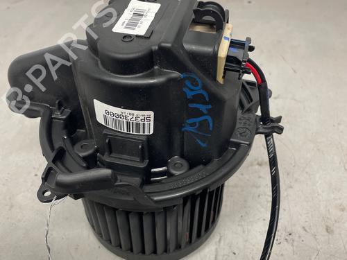 Varmeblæser Varmeblæser RENAULT CAPTUR I (J5_, H5_) 1.2 TCe 120 (118 hp) 39396692 39396692