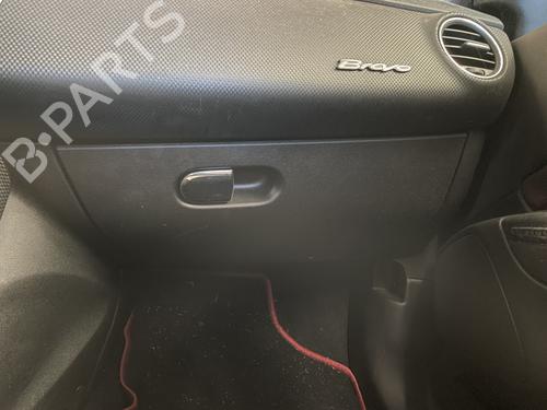 Used Glove box FIAT BRAVO II (198_) 1.6 D Multijet (198AXL1B) (120 hp) 32749073