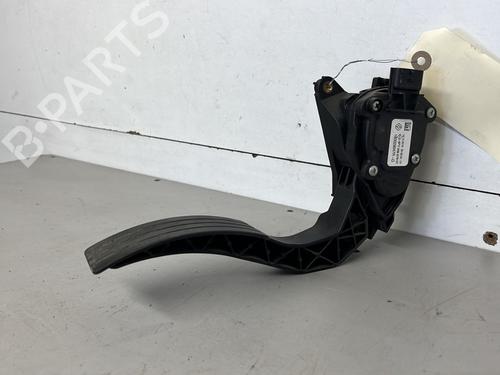Used Pedal RENAULT CLIO IV (BH_) 1.2 16V (73 hp) 27612736