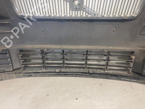 Used Front bumper Front bumper VOLVO V50 (545) 2.0 D (136 hp) 34717680 34717680