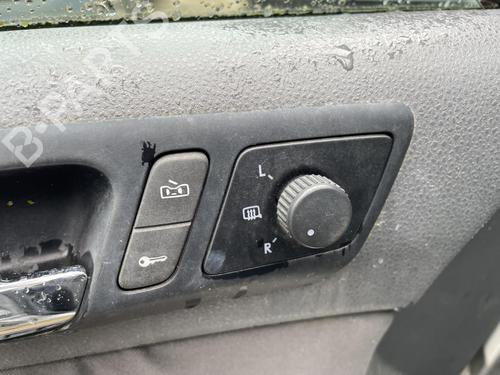 Mando retrovisor Mando retrovisor VW POLO IV (9N_, 9A_) 1.2 12V (64 hp) 36315446 36315446