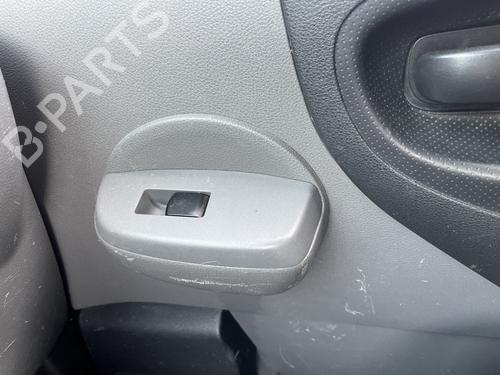 Used Right front window switch Right front window switch 36896999 36896999
