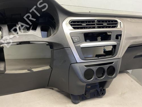 Instrumentbord CITROËN C-ELYSEE (DD_) 1.2 VTi 82 | BP31613134C46 