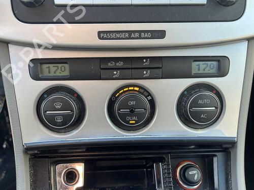 Mando climatizador VW PASSAT B6 Variant (3C5) 1.9 TDI (105 hp) 31340044