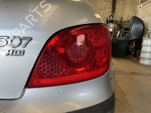 Used Right taillight PEUGEOT 307 (3A/C) 1.6 HDi (90 hp) 26420114