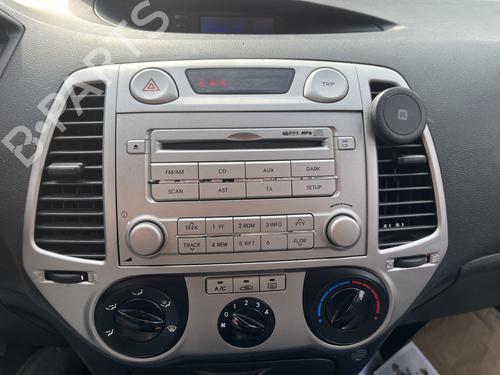 Used Radio Radio 36684306 36684306