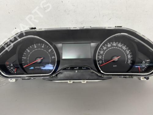Used Instrument cluster PEUGEOT 208 I (CA_, CC_) 1.4 HDi (68 hp) 26421450