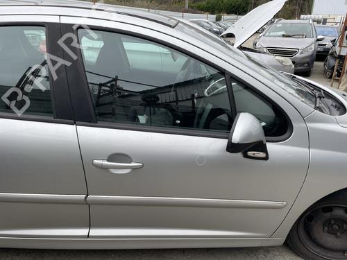 Used Right front door Right front door PEUGEOT 207 (WA_, WC_) 1.4 16V (95 hp) 33041244 33041244