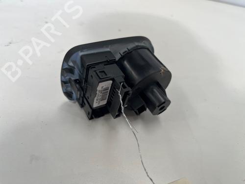 Headlight switch SEAT LEON (1P1) 1.9 TDI | BP35927114I24 - Image 3