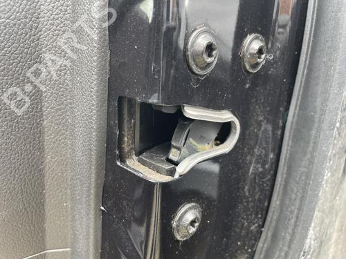 front-right-lock-chevrolet-aveo-hatchback-t300-2011-36521397 main image