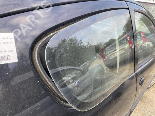 Used Rear right door window Rear right door window 38490646 38490646