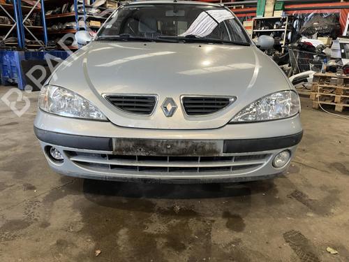 Used Front bumper RENAULT MEGANE I (BA0/1_) 1.6 16V (BA04, BA0B, BA11, BA1J, BA16, BA19, BA1K, BA1V,... (107 hp) 31011424