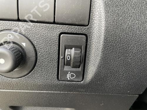 Used Headlight switch CITROËN BERLINGO MULTISPACE (B9) 1.6 HDi 110 (109 hp) 32441562