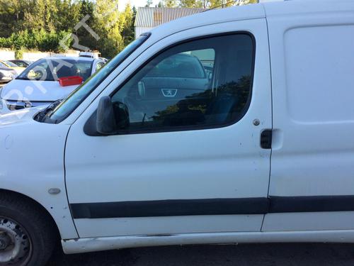 Used Front left lock PEUGEOT PARTNER Box Body/MPV (5_, G_) 1.9 D (69 hp) 29004473