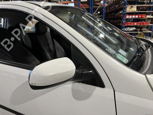 right-mirror-opel-corsa-c-x01-2000-2001-2002-2003-2004-2005-2006-2007-2008-2009-31646982 main image