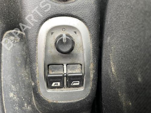 Used Switch Switch PEUGEOT 206+ (2L_, 2M_) 1.4 i (73 hp) 36653511 36653511