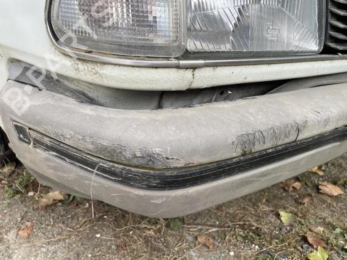 Used Front bumper Front bumper 38545647 38545647