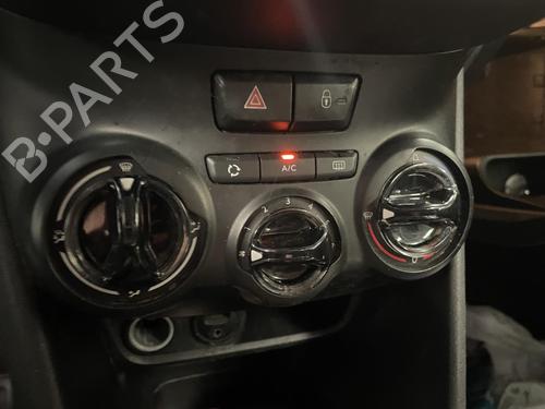 Right mirror glass PEUGEOT 208 I (CA_, CC_) 1.4 HDi | BP26416458C147