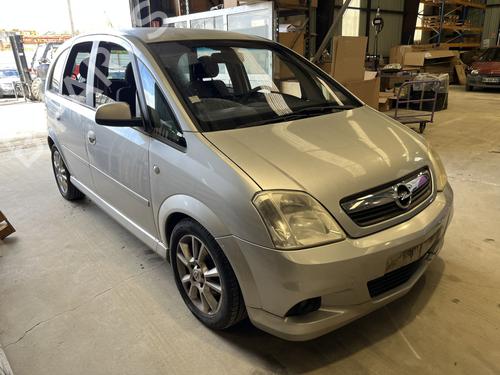 Used Front wiper motor Front wiper motor OPEL MERIVA A MPV (X03) 1.7 CDTI (E75) (100 hp) 34107306 34107306