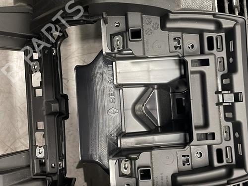 Used Dashboard Dashboard RENAULT ZOE (BFM_) ZOE (BFMC, BFMD) (136 hp) 30362939 30362939