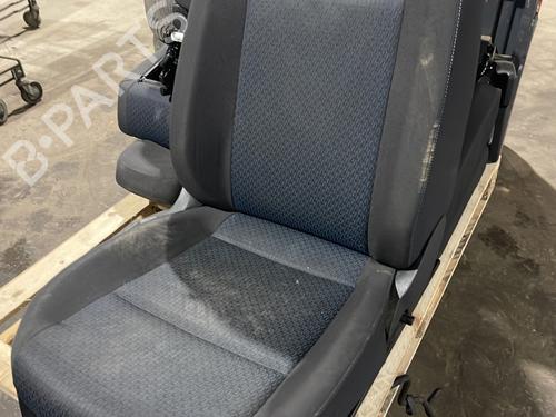 Right front seat VW CADDY IV MPV (SAB, SAJ) 2.0 TDI | BP26424289C16 - Image 6