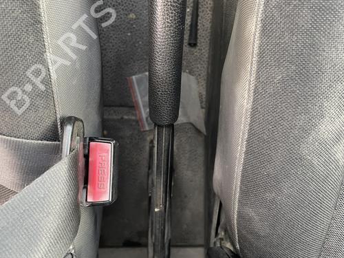 Used Hand brake Hand brake RENAULT MASTER III Van (FV) 2.3 dCi 125 FWD (FV0C, FV0D, FV0G, FV0H, FV0J, FV0K,... (125 hp) 34183031 34183031