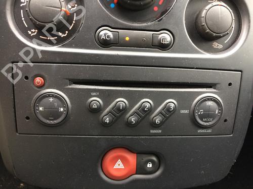 Used Radio RENAULT CLIO III (BR0/1, CR0/1) 1.4 16V (98 hp) 27205078