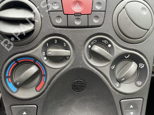 Used Climate control FIAT PANDA (169_) 1.2 LPG (169CXF1A) (69 hp) 30736250