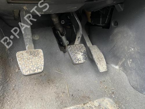 Pedal Pedal OPEL CORSA C (X01) 1.7 DTI (F08, F68) (75 hp) 36443341 36443341