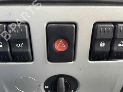Warning switch DACIA LOGAN MCV (KS_) 1.5 dCi (KS0W) | BP32093905I22 - Image 2
