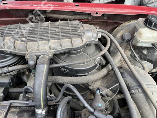 Used Air filter box Air filter box 39254652 39254652