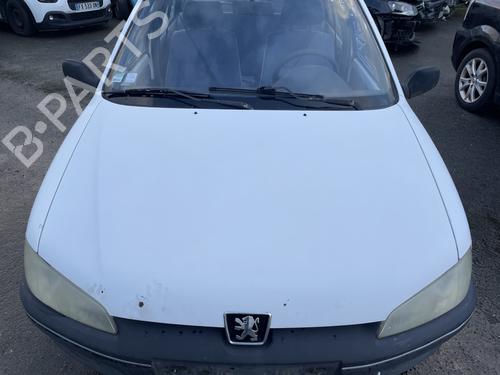 Used Front wiper motor Front wiper motor PEUGEOT 106 II (1A_, 1C_) 1.5 D (57 hp) 31993339 31993339