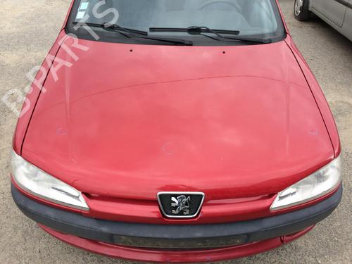 Used Grille PEUGEOT 306 Hatchback (7A, 7C, N3, N5) 1.4 (75 hp) 29205144