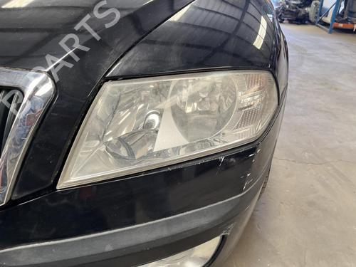 Left headlight SKODA OCTAVIA II Combi (1Z5) 1.9 TDI | BP36653401C28 - Image 2
