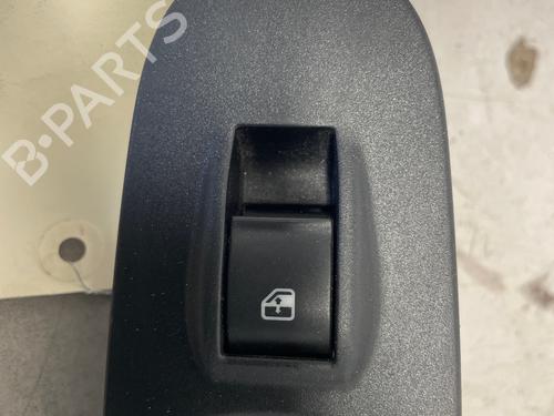 Used Left front window switch Left front window switch FIAT PUNTO (199_) [2012-2026] 34557534 34557534