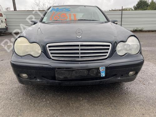 Used Front bumper MERCEDES-BENZ C-CLASS (W203) C 220 CDI (203.006, 203.008) (143 hp) 26416066