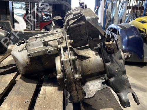 Used Gearbox Gearbox RENAULT RAPID Box Body/MPV (F40_, G40_) 1.9 D (F40R) (54 hp) 26963758 26963758
