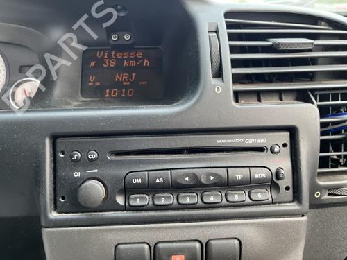Bilradio Bilradio OPEL ZAFIRA A MPV (T98) 2.2 DTI 16V (F75) (125 hp) 36443046 36443046