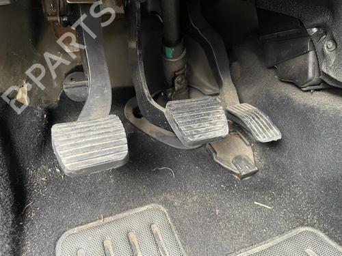 Pedal Pedal PEUGEOT 206+ (2L_, 2M_) 1.4 i (73 hp) 36653522 36653522