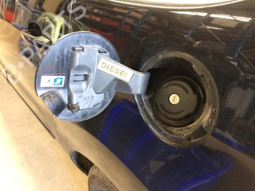 Fuel flap PEUGEOT 5008 (0U_, 0E_) 1.6 HDi | BP28539141C131