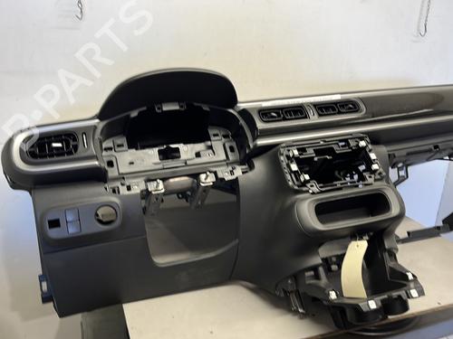 Used Dashboard Dashboard CITROËN C3 III (SX) 1.2 PureTech 82 (83 hp) 32758204 32758204
