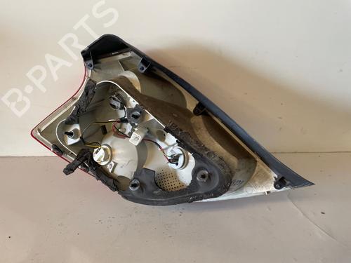 right-taillight-kia-ceed-hatchback-ed-2006-2007-2008-2009-2010-2011-2012-40604083 main image
