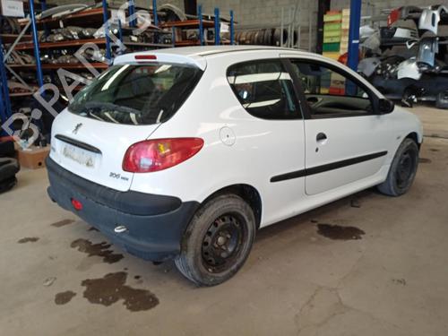 Front right lock PEUGEOT 206 Hatchback (2A/C) 1.4 HDi eco 70 | BP26427463C97 