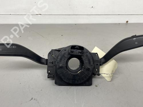 Used Steering column stalk VW POLO IV (9N_, 9A_) 1.2 12V (64 hp) 26426944